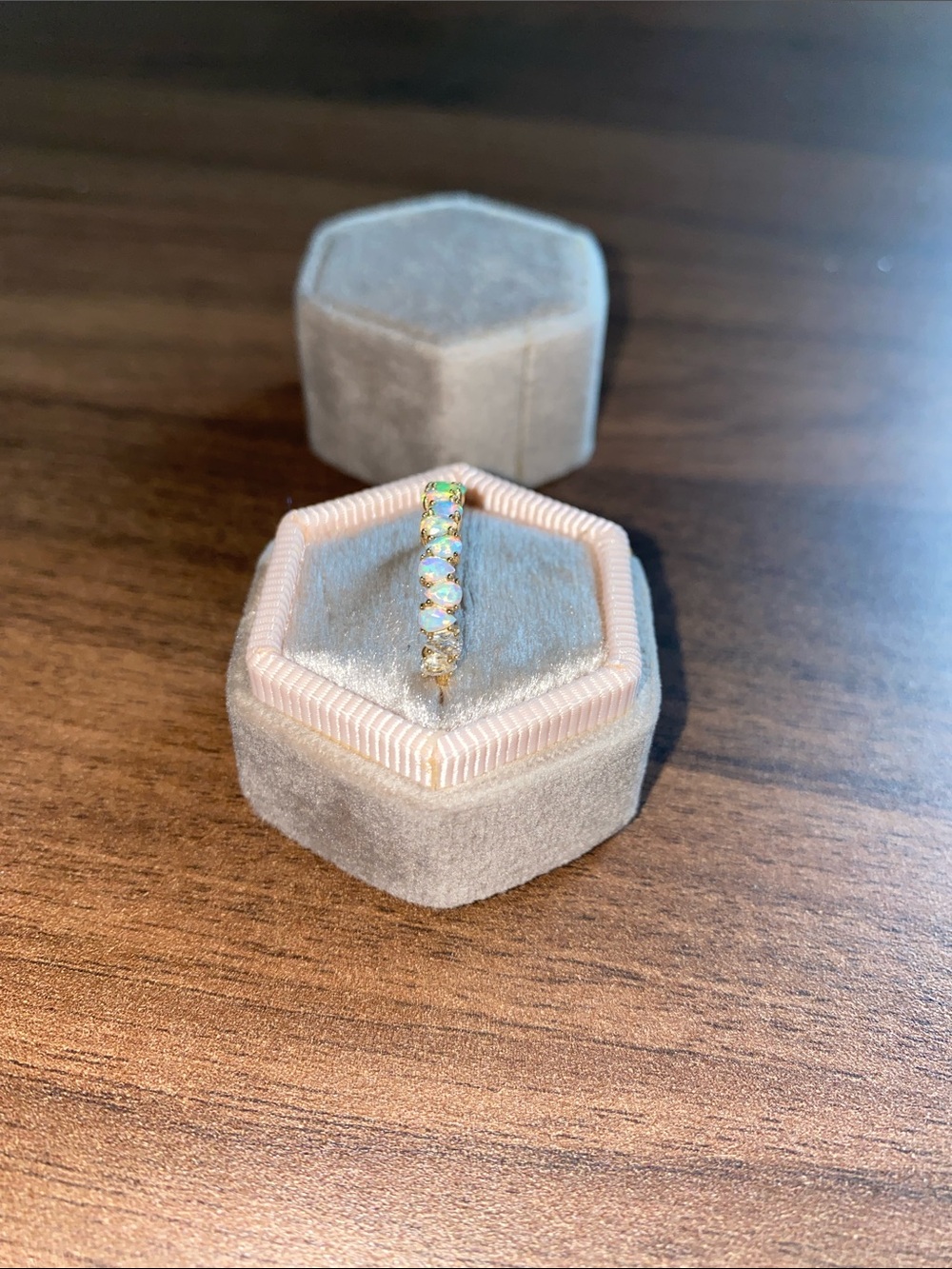 Local Eclectic Solid Gold Ombre Birthstone Ring Opal - Picture 3 of 5